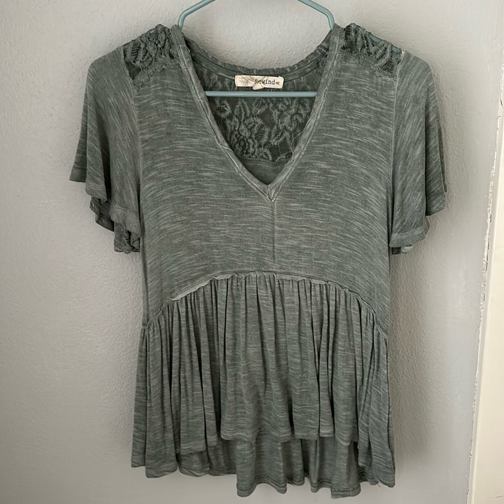 Tiered top